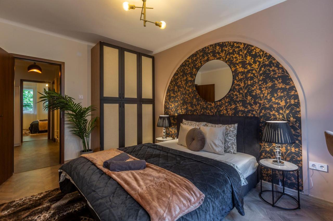 Stylish Quentin Apartment In The King Street 布达佩斯 外观 照片