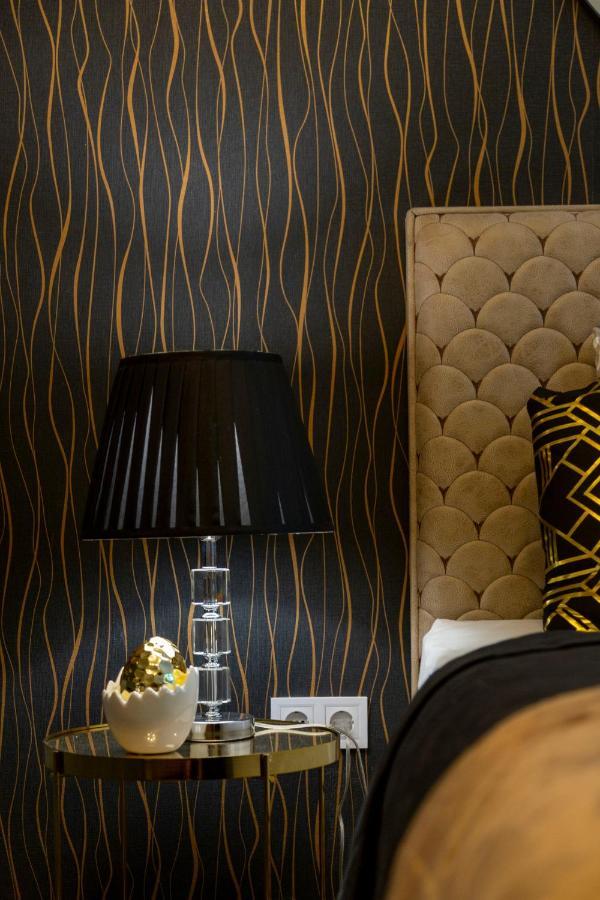 Stylish Quentin Apartment In The King Street 布达佩斯 外观 照片