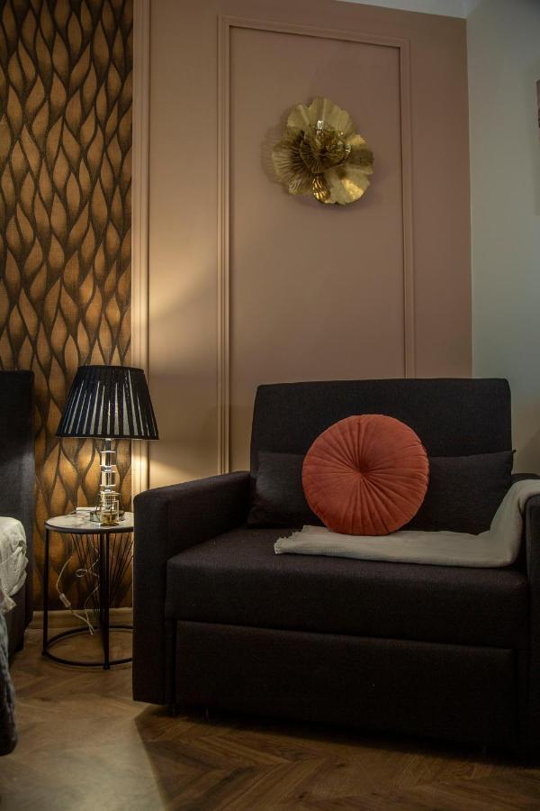 Stylish Quentin Apartment In The King Street 布达佩斯 外观 照片