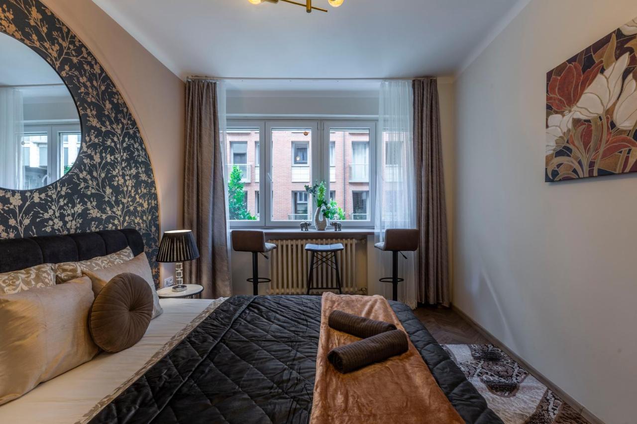 Stylish Quentin Apartment In The King Street 布达佩斯 外观 照片