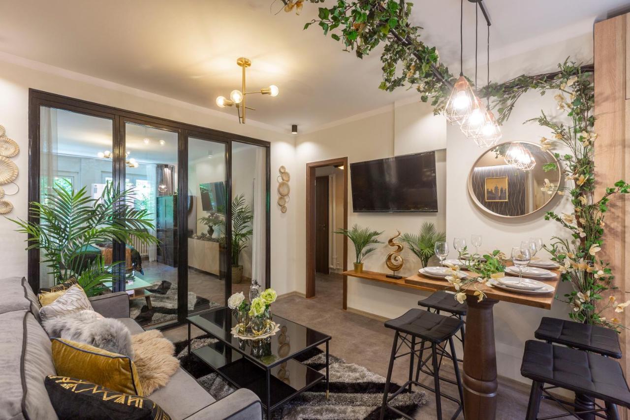 Stylish Quentin Apartment In The King Street 布达佩斯 外观 照片