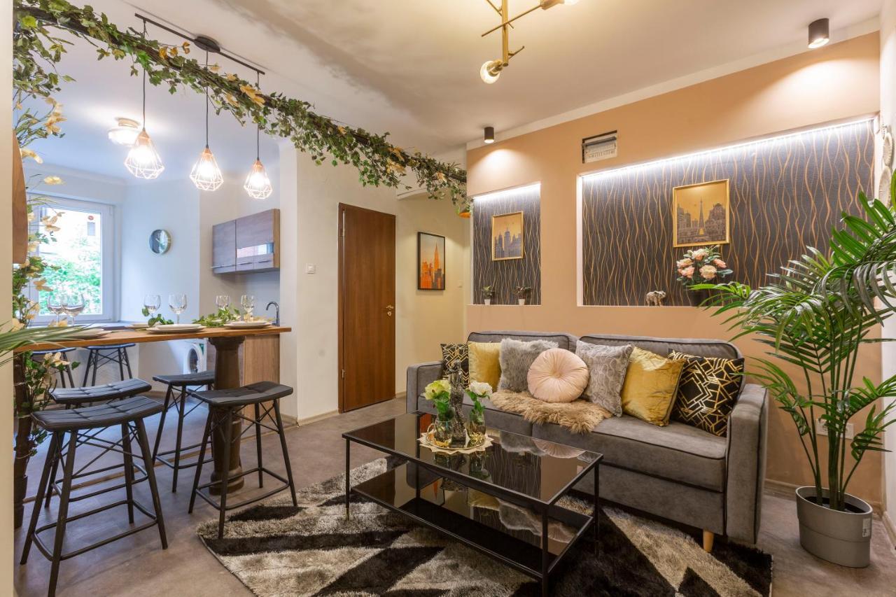 Stylish Quentin Apartment In The King Street 布达佩斯 外观 照片