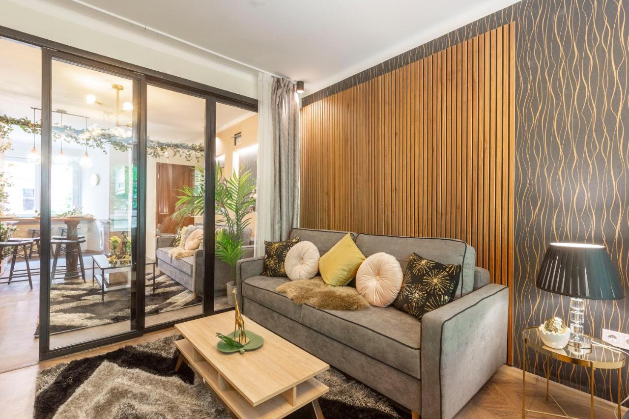 Stylish Quentin Apartment In The King Street 布达佩斯 外观 照片